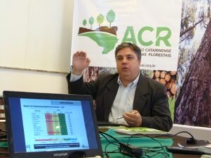 Foto — Associação Catarinense de Empresas Florestais (ACR)