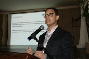 Foto — Associação Catarinense de Empresas Florestais (ACR)