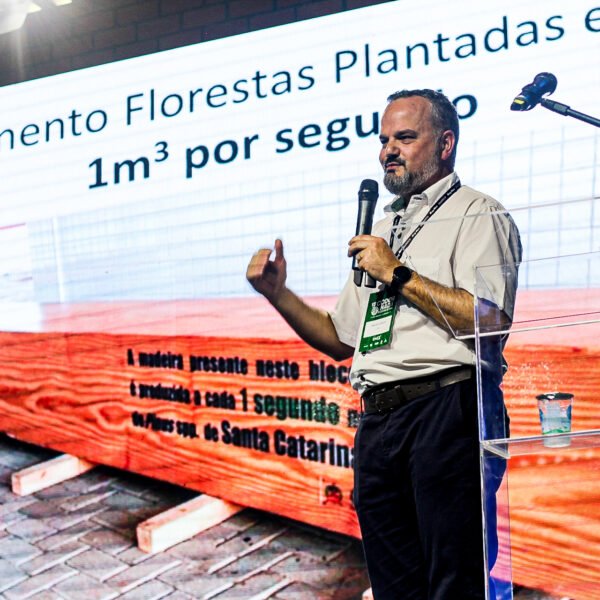 Foto — Associação Catarinense de Empresas Florestais (ACR)